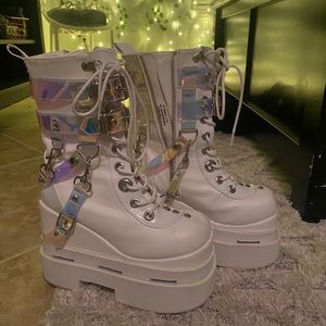 6-inch White/iridescent Platforms